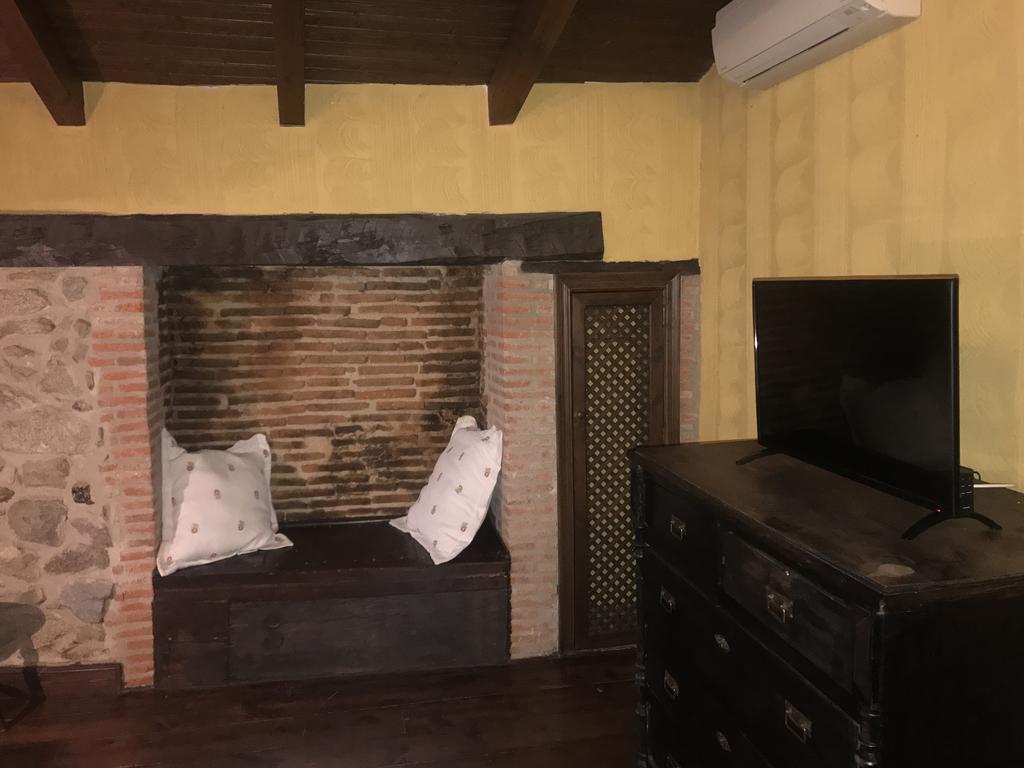 Hotel Rural La Muralla De Ледесма Экстерьер фото